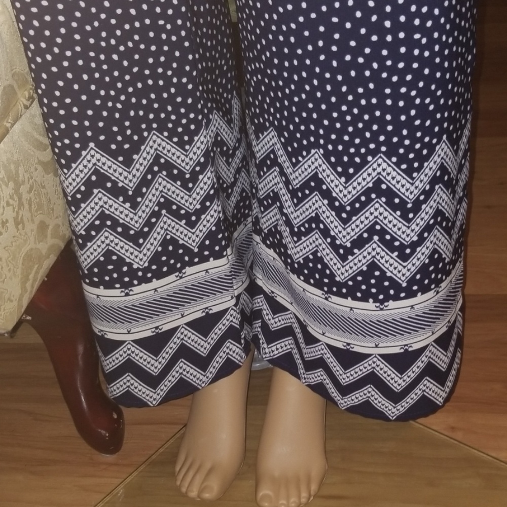 Pants - Picture 7 of 8